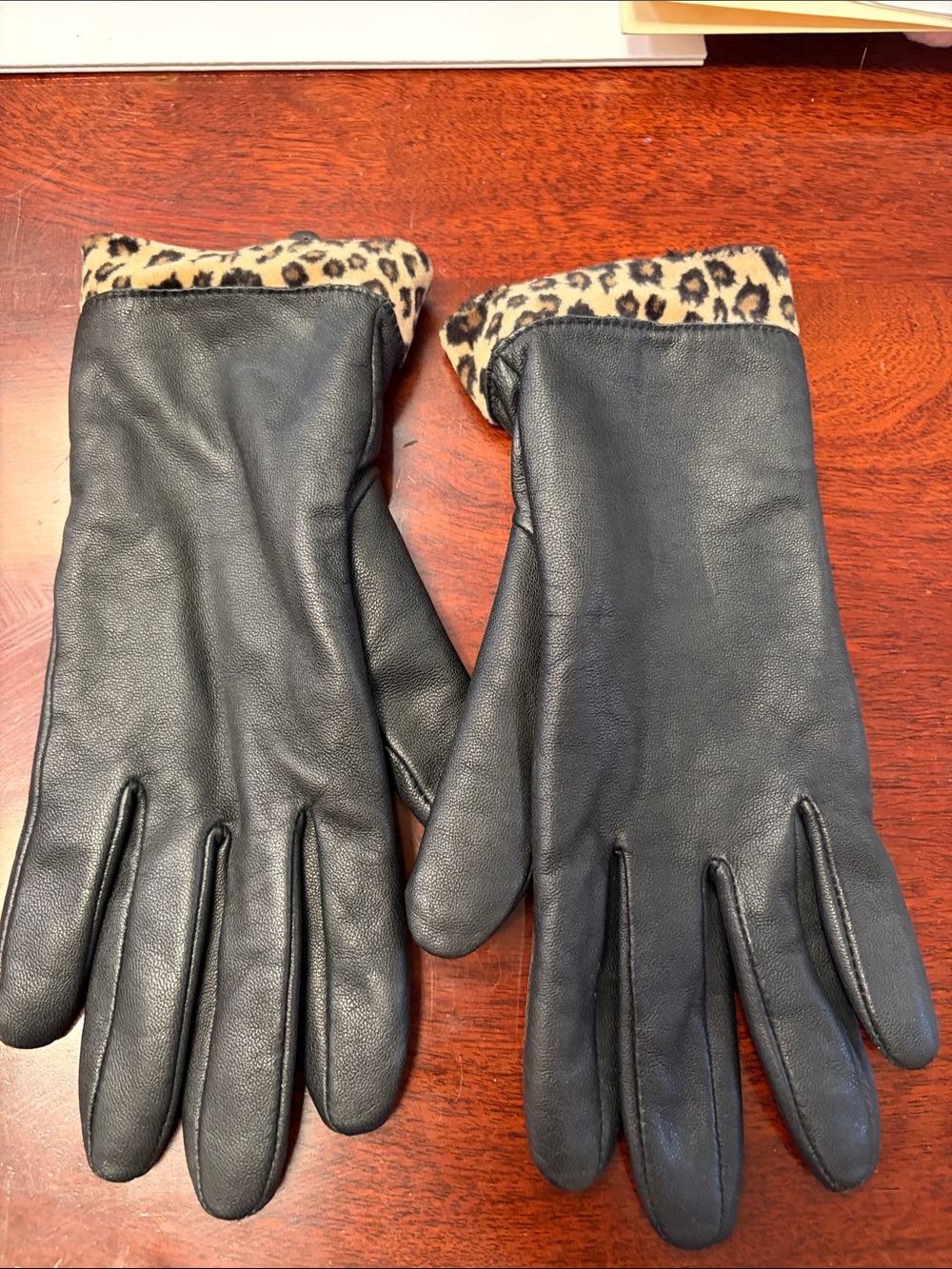 Charter Club Black Leather Gloves with Leopard-Print Cuff
